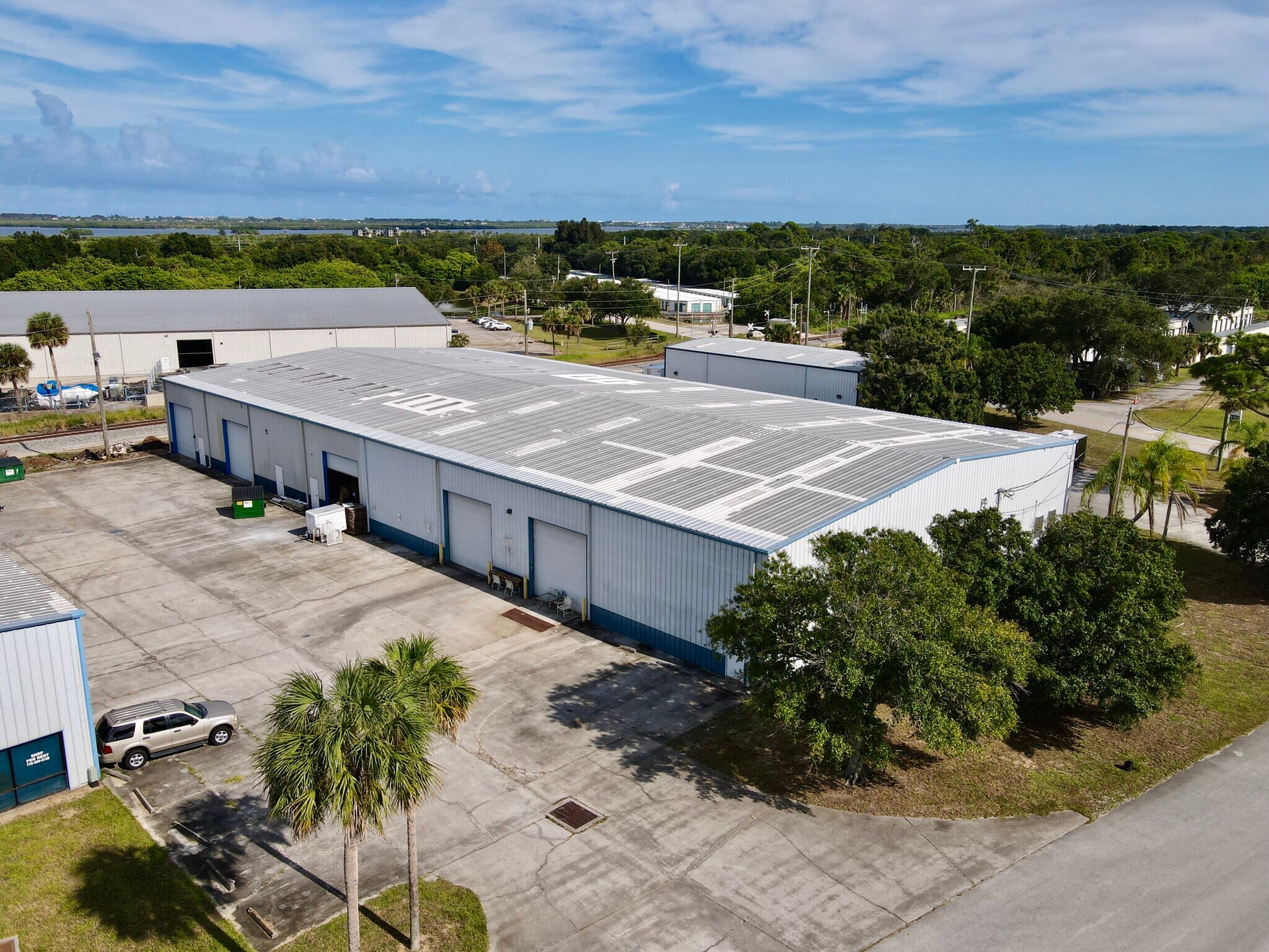 100-A -B Industrial Park Blvd