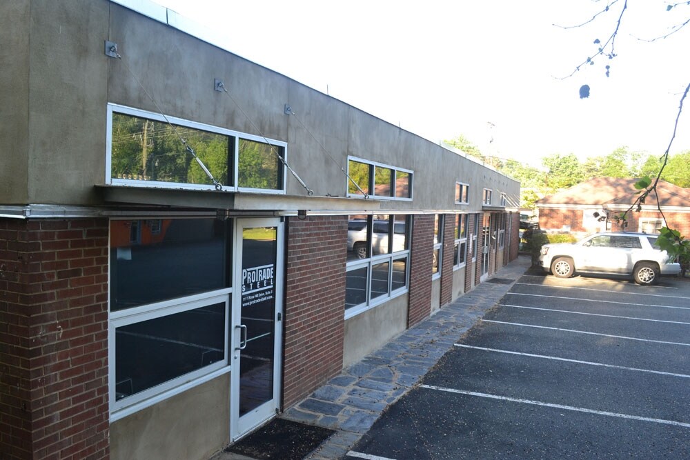 1111 Rose Hill Dr, Charlottesville, VA 22903