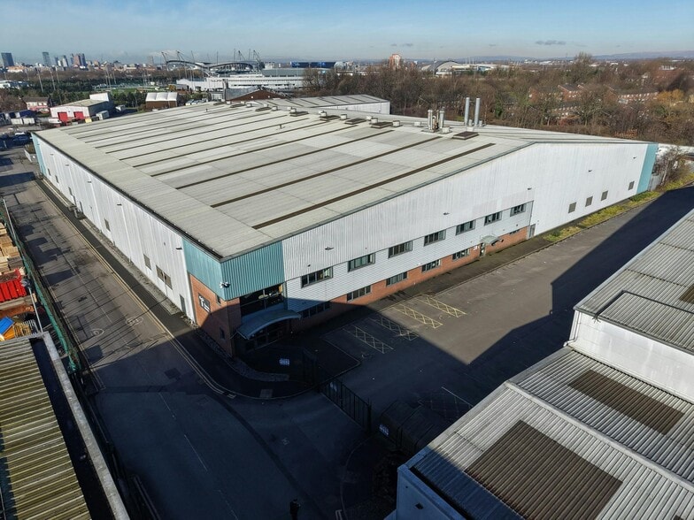 Stainburn Rd, Manchester for lease - Building Photo - Image 3 of 3