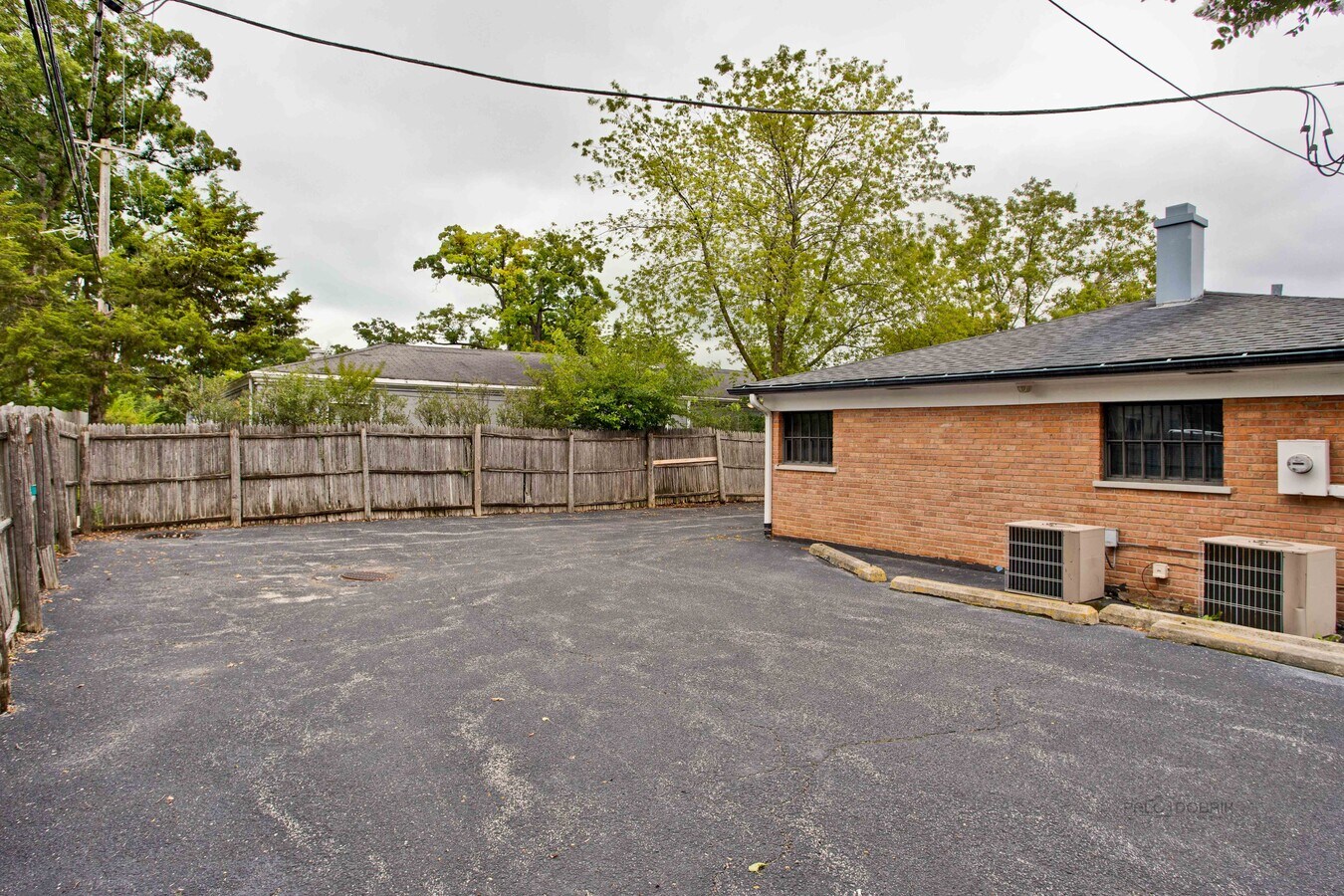 100 E Scranton Ave, Lake Bluff, IL 60044