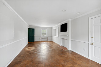 670 Montauk Hwy, Water Mill, NY for lease Interior Photo- Image 2 of 9