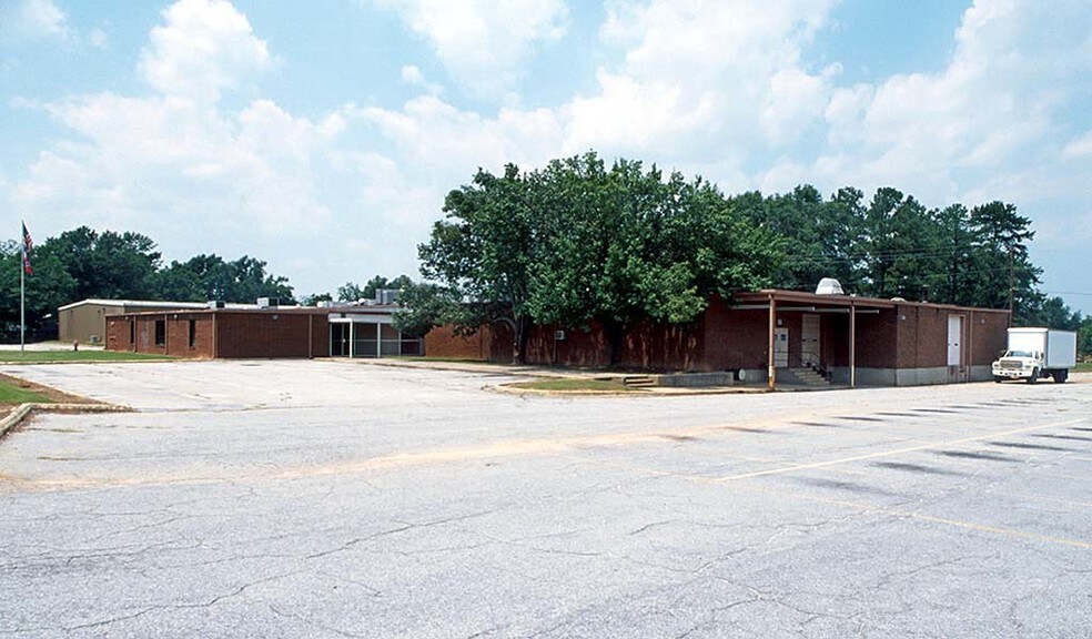 1247 4th Ave, Auburn, GA for sale - Primary Photo - Image 1 of 1