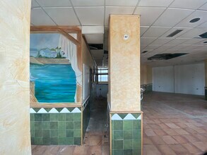 Retail in Villanueva del Pardillo, Madrid for lease Interior Photo- Image 2 of 4