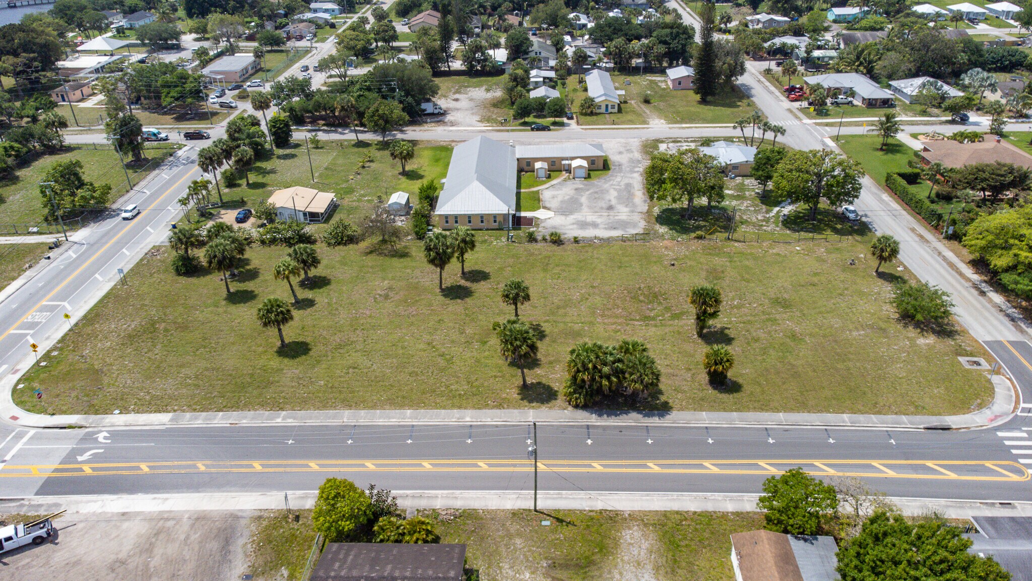4878 SE Commerce Ave, Stuart, FL for sale Primary Photo- Image 1 of 18
