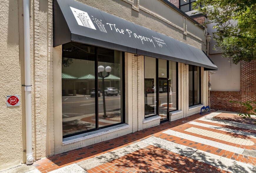 235 2nd Ave S, Saint Petersburg, FL for lease - Building Photo - Image 2 of 10