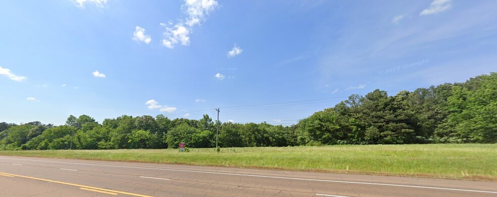 8 Goodman Rd, Olive Branch, MS for sale - Building Photo - Image 2 of 3