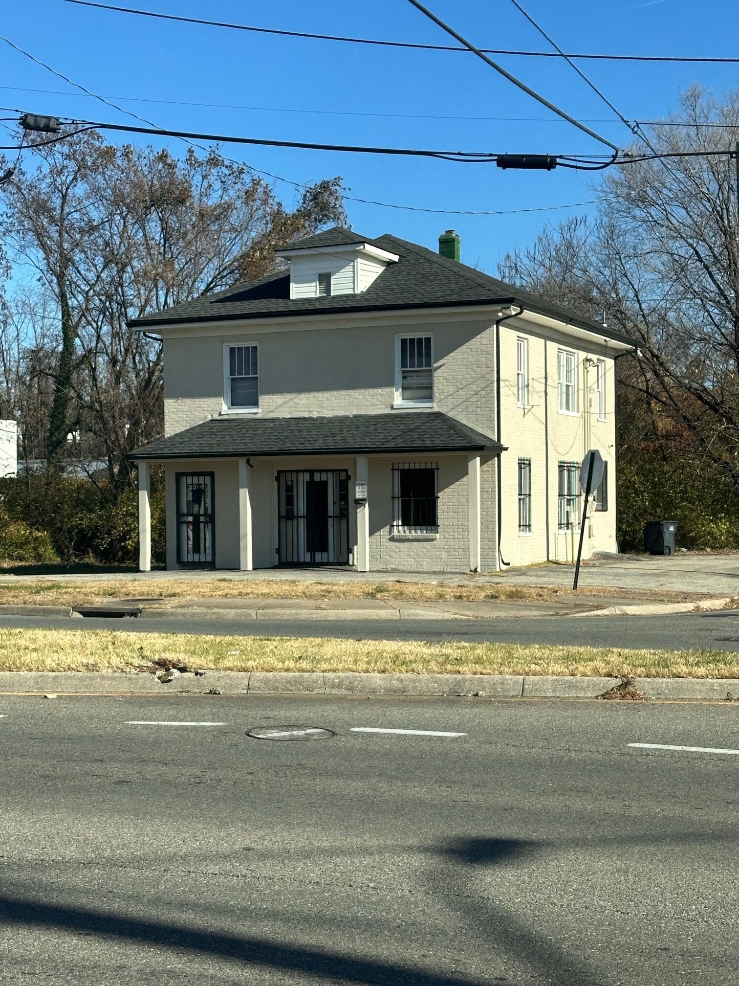 301 24th St NW, Roanoke, VA for lease Primary Photo- Image 1 of 12