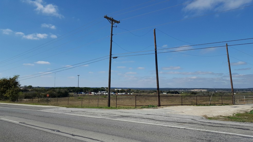 23755 N Interstate 35, New Braunfels, TX for sale - Building Photo - Image 3 of 6