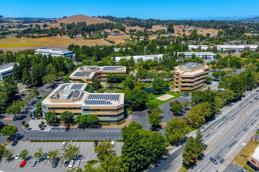 1400 N McDowell Blvd, Petaluma, CA for lease - Building Photo - Image 2 of 17