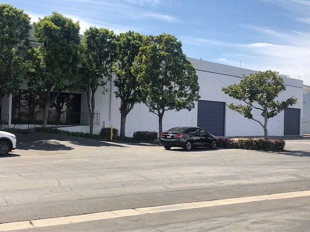2501-2551 S Alameda St, Los Angeles, CA for lease - Building Photo - Image 2 of 7