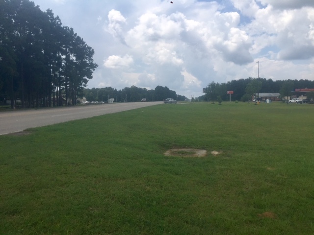 1900 Highway 165 S, Oakdale, LA for sale - Building Photo - Image 1 of 1