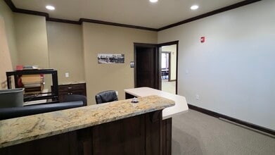2797 N Highway 89, Pleasant View, UT for lease Interior Photo- Image 1 of 10