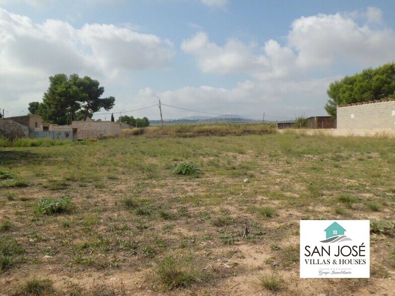 Land in PINOSO for sale - Building Photo - Image 1 of 4