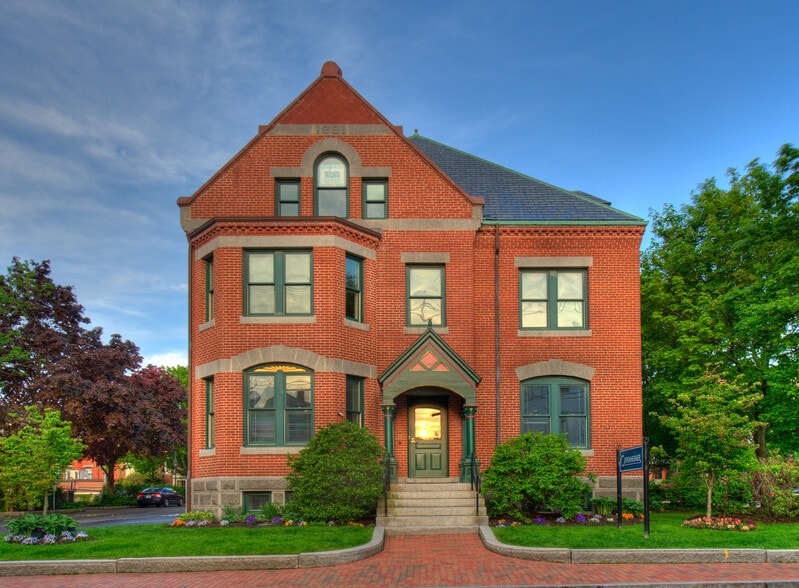 30 Penhallow St, Portsmouth, NH for lease - Building Photo - Image 1 of 2
