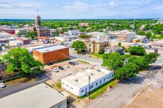 More details for 214 N Caddo St, Cleburne, TX - Health Care for Sale