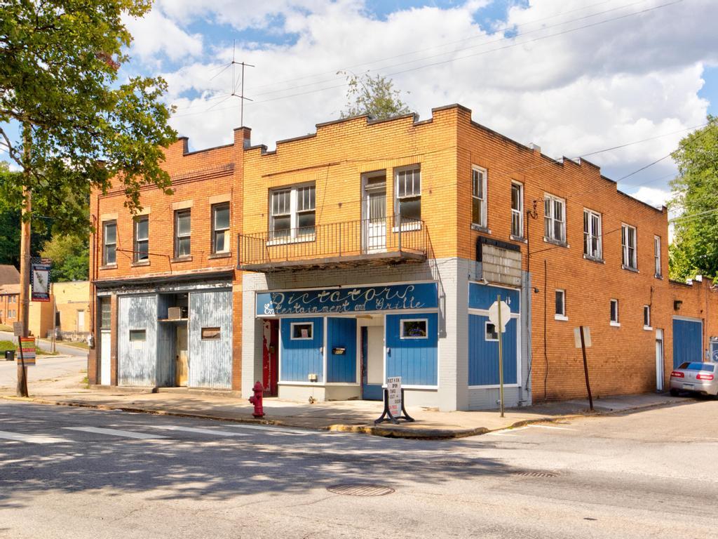 800 Franklin Ave, Aliquippa, PA for sale Building Photo- Image 1 of 37