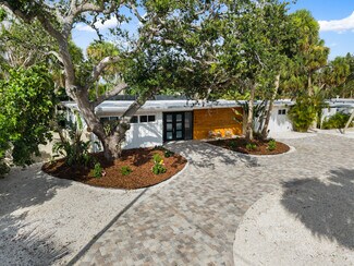 More details for 4879 Commonwealth Dr, Siesta Key, FL - Specialty for Sale