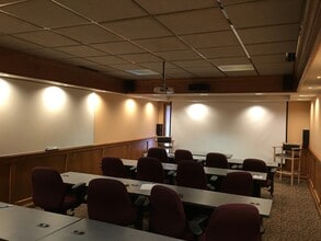 137 S Production Dr, Avon, IN for lease Interior Photo- Image 2 of 13