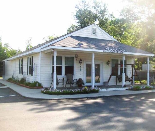 6209 General Puller Hwy, Locust Hill, VA for sale - Primary Photo - Image 1 of 1