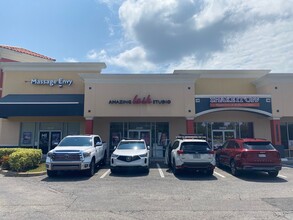 2050-2092 Badlands Dr, Brandon, FL for lease Building Photo- Image 2 of 4