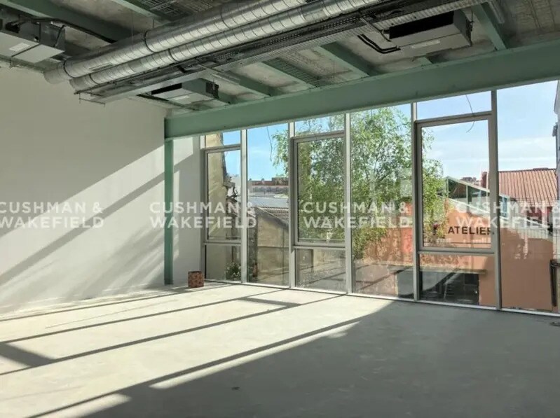 Office in Malakoff for lease Building Photo- Image 1 of 18