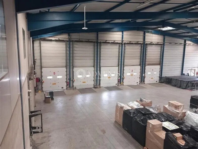 Industrial in for lease - Building Photo - Image 1 of 1