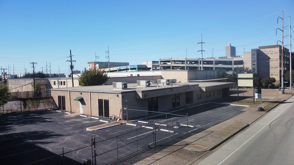 500 S Jennings Ave, Fort Worth, TX for sale - Building Photo - Image 2 of 6