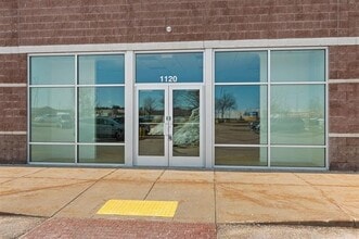 250 Crossroads Dr, Plover, WI for lease Building Photo- Image 2 of 13