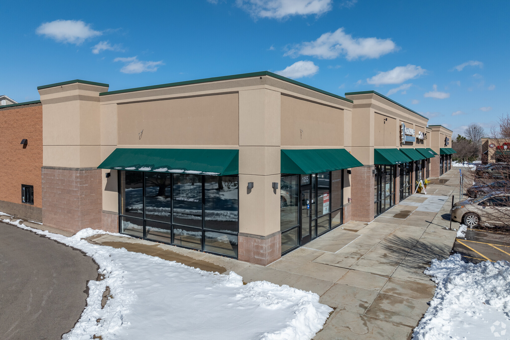 1037-1055 Helmo Ave N, Oakdale, MN for lease Primary Photo- Image 1 of 8