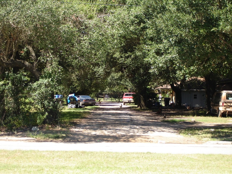 13410 Cullen Blvd, Houston, TX for sale - Building Photo - Image 3 of 20