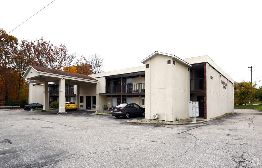 2607 N Walnut St, Bloomington, IN for sale - Primary Photo - Image 1 of 1