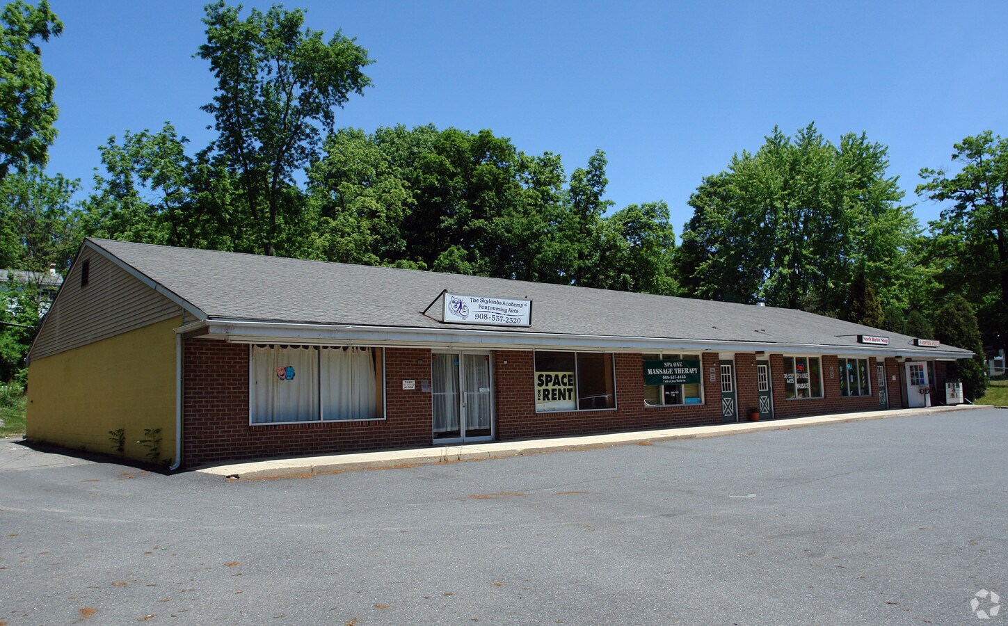 150 Rte 31 N, Hampton, NJ 08827