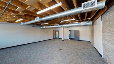 635 9th St, Minneapolis, MN for lease Interior Photo- Image 2 of 5