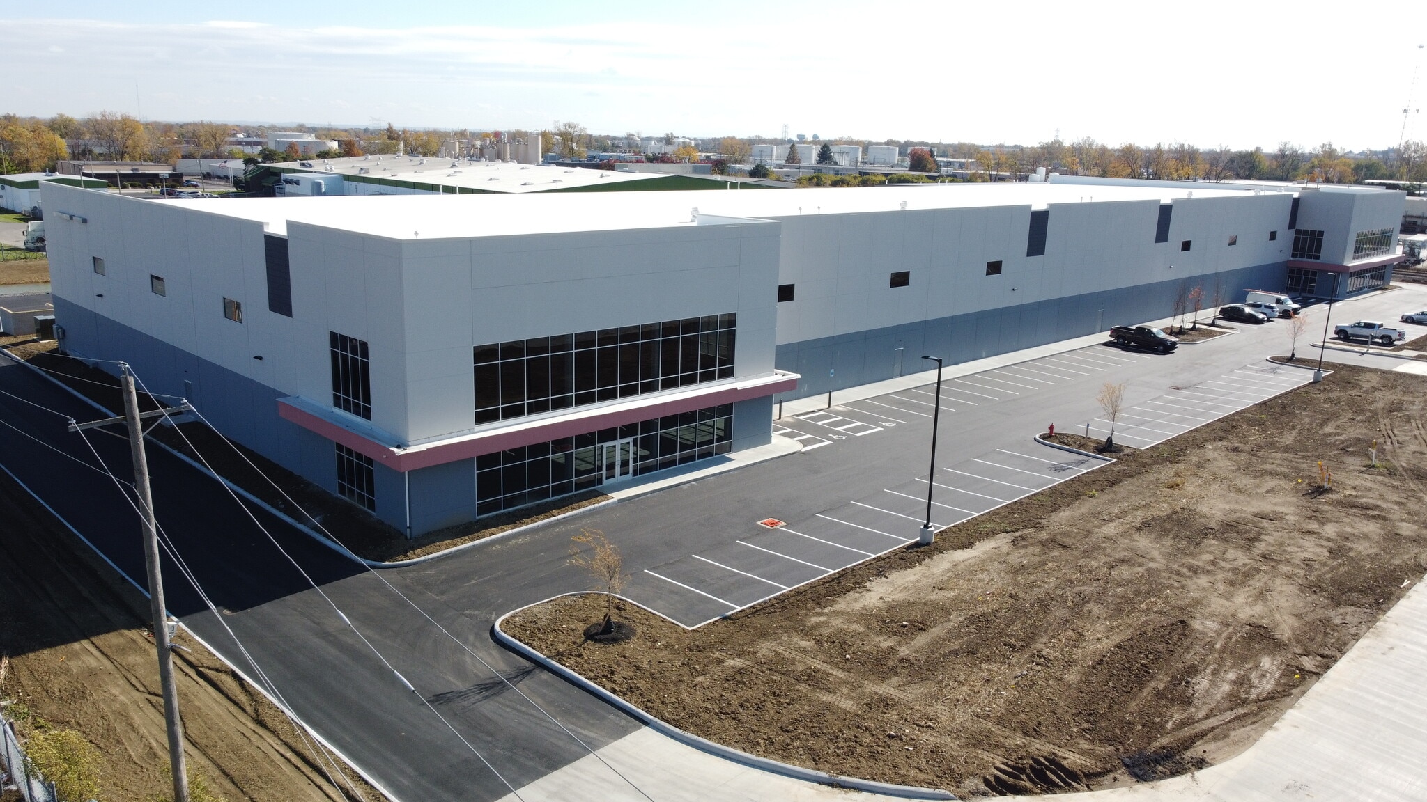 900 Distribution Dr, Columbus, OH for lease Building Photo- Image 1 of 5