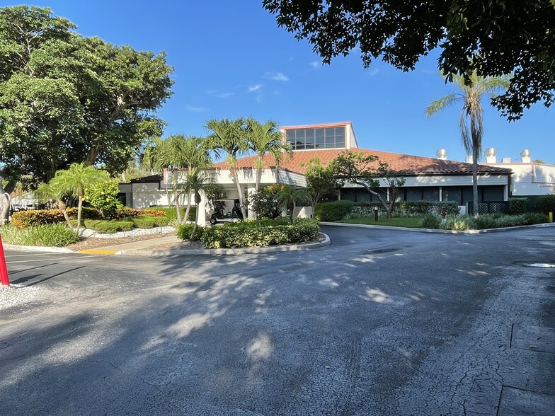 8735 S Ocean Dr, Jensen Beach, FL for sale - Building Photo - Image 1 of 1