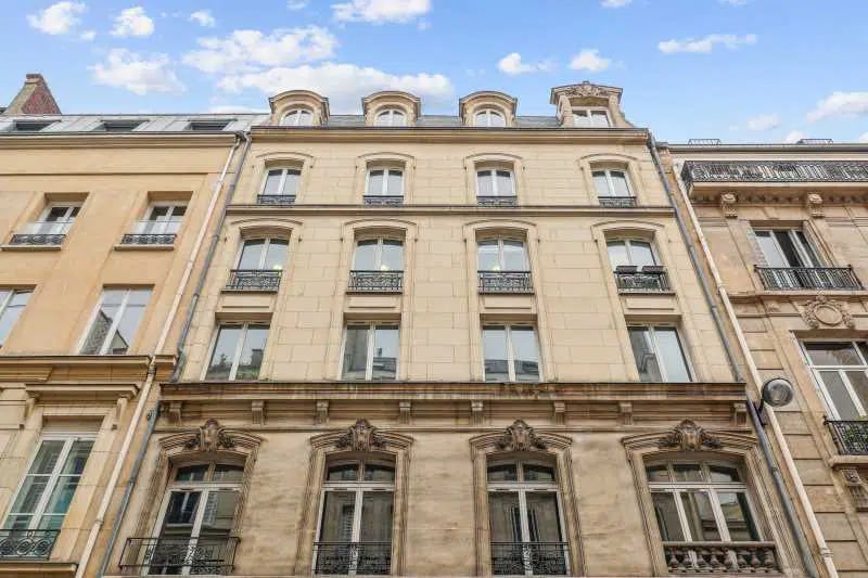 92 Rue D'Amsterdam, Paris for lease - Building Photo - Image 1 of 3