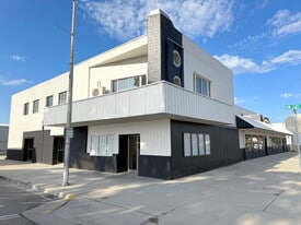 205 SW First St, Ontario OR - Theater