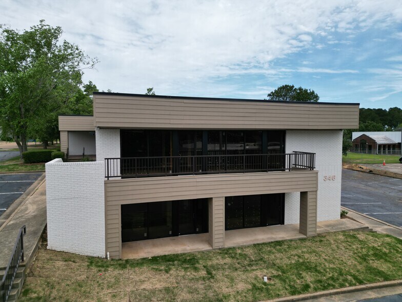 346 Crossgates Blvd, Brandon, MS for lease - Building Photo - Image 2 of 5