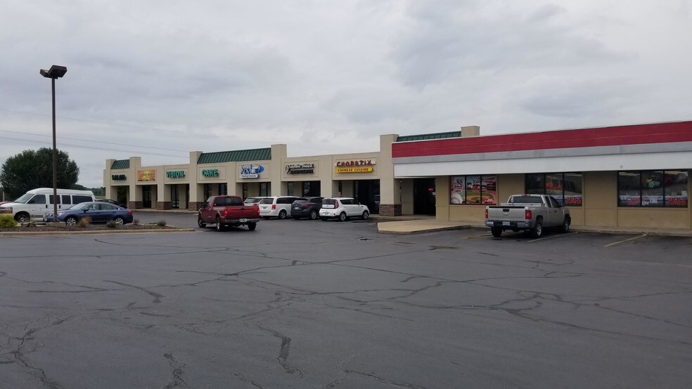 16282 State Hwy 13, Reeds Spring, MO for sale - Building Photo - Image 1 of 1