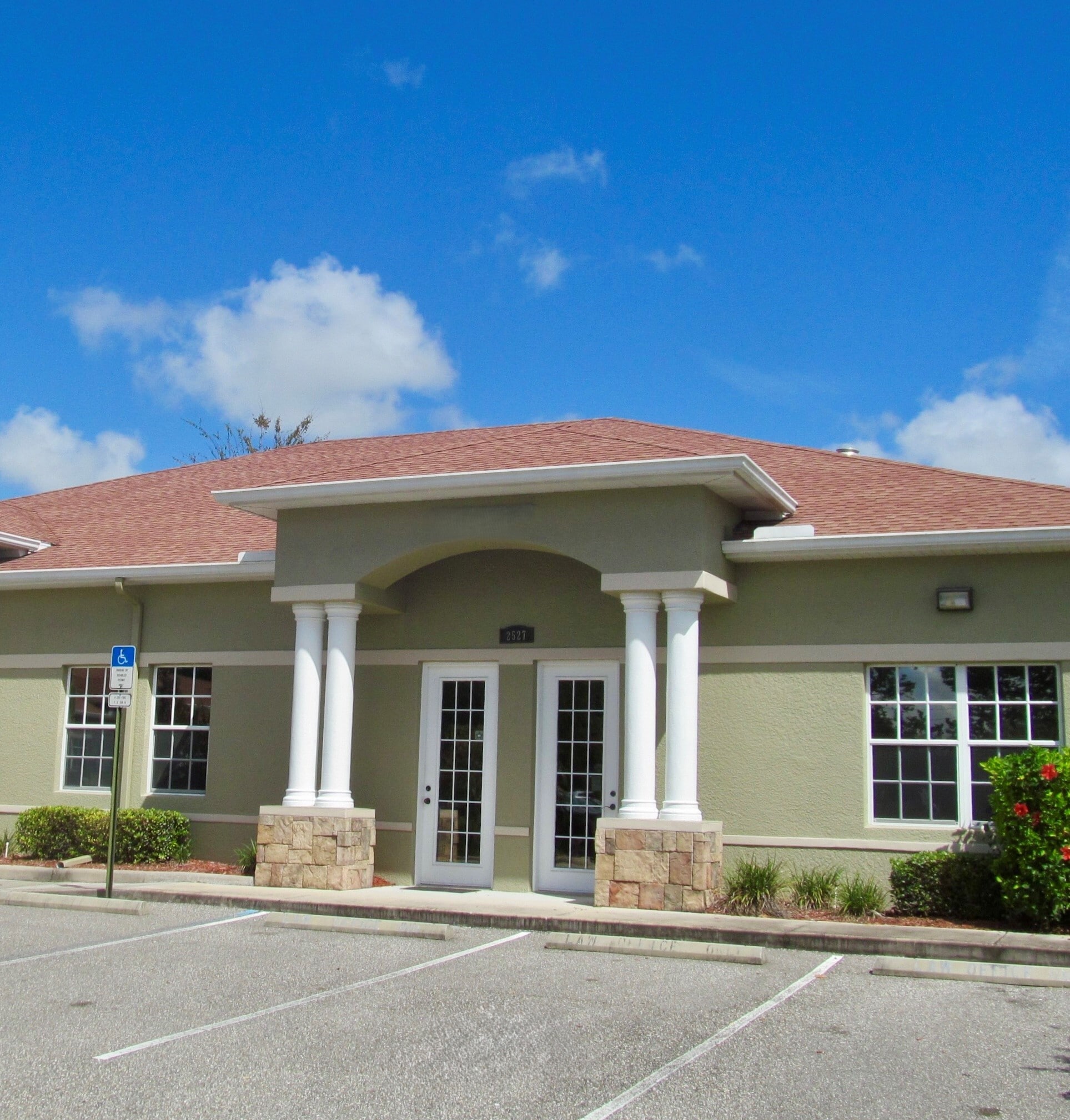 2527 Seven Springs Blvd, New Port Richey, FL for sale Building Photo- Image 1 of 17