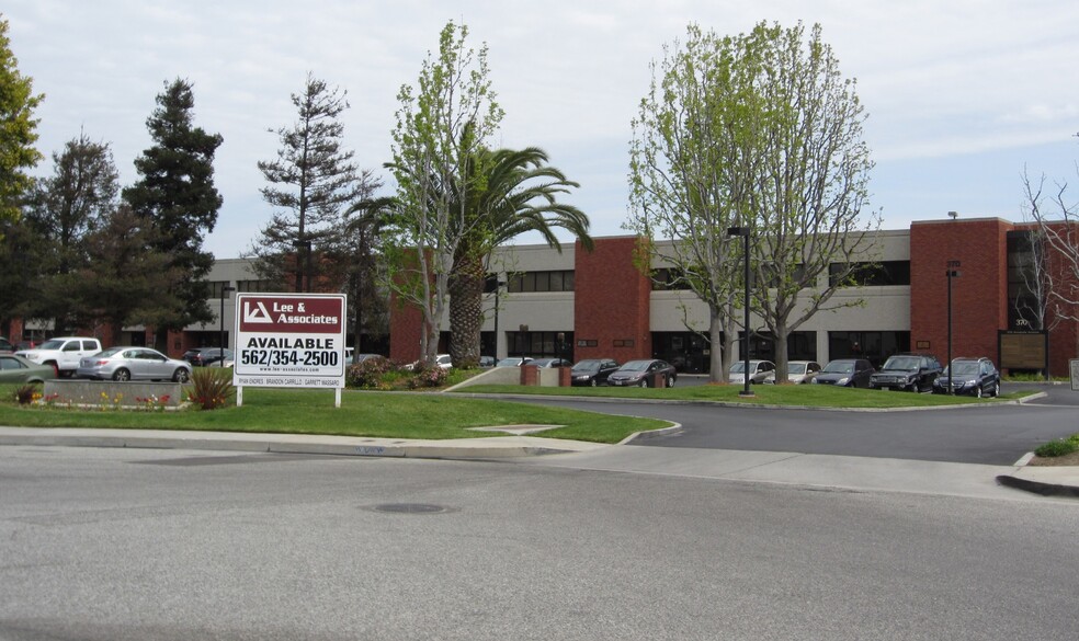 370 Amapola Ave, Torrance, CA for lease - Primary Photo - Image 1 of 10