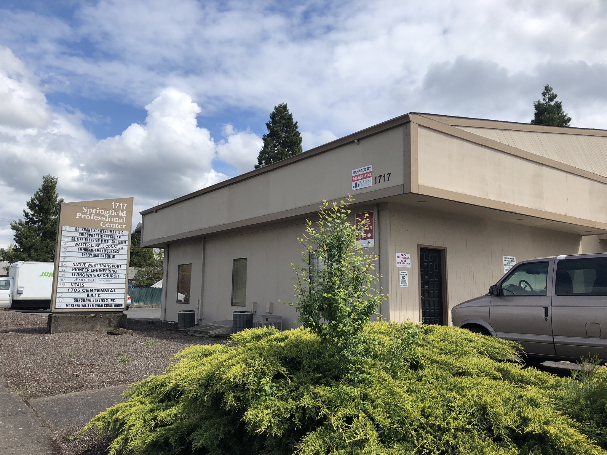 1717 Centennial Blvd, Springfield, OR for lease Building Photo- Image 1 of 3