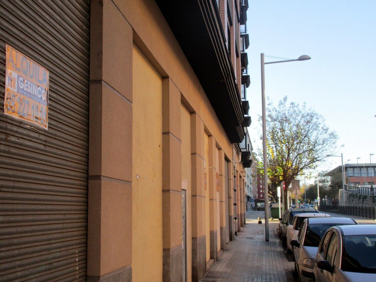 Retail in Xàtiva for lease Building Photo- Image 1 of 5