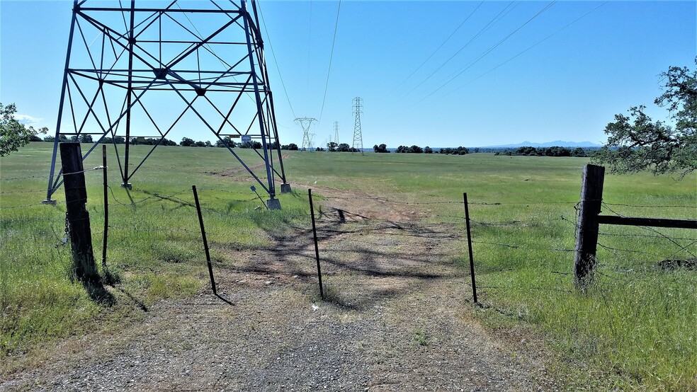 2000 Skyway, Chico, CA for sale - Building Photo - Image 2 of 9