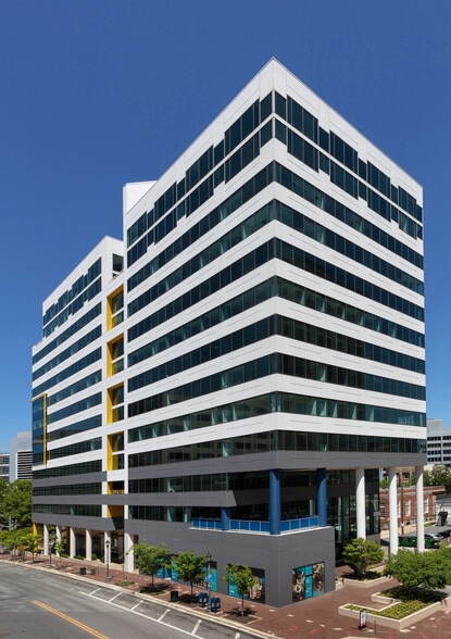 1010 Wayne Ave, Silver Spring, MD for lease - Building Photo - Image 1 of 8