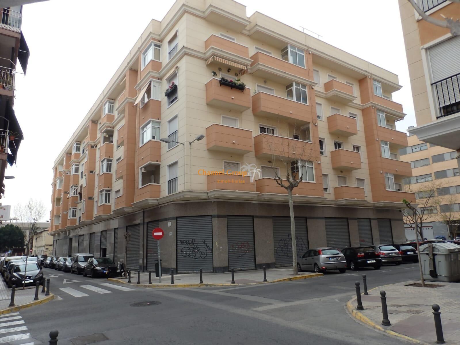 Retail in Alicante for lease Building Photo- Image 1 of 7