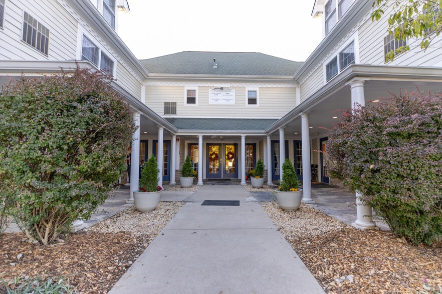 The Pointe at Sparta, NJ portfolio of 2 properties for sale on LoopNet.com - Building Photo - Image 2 of 33