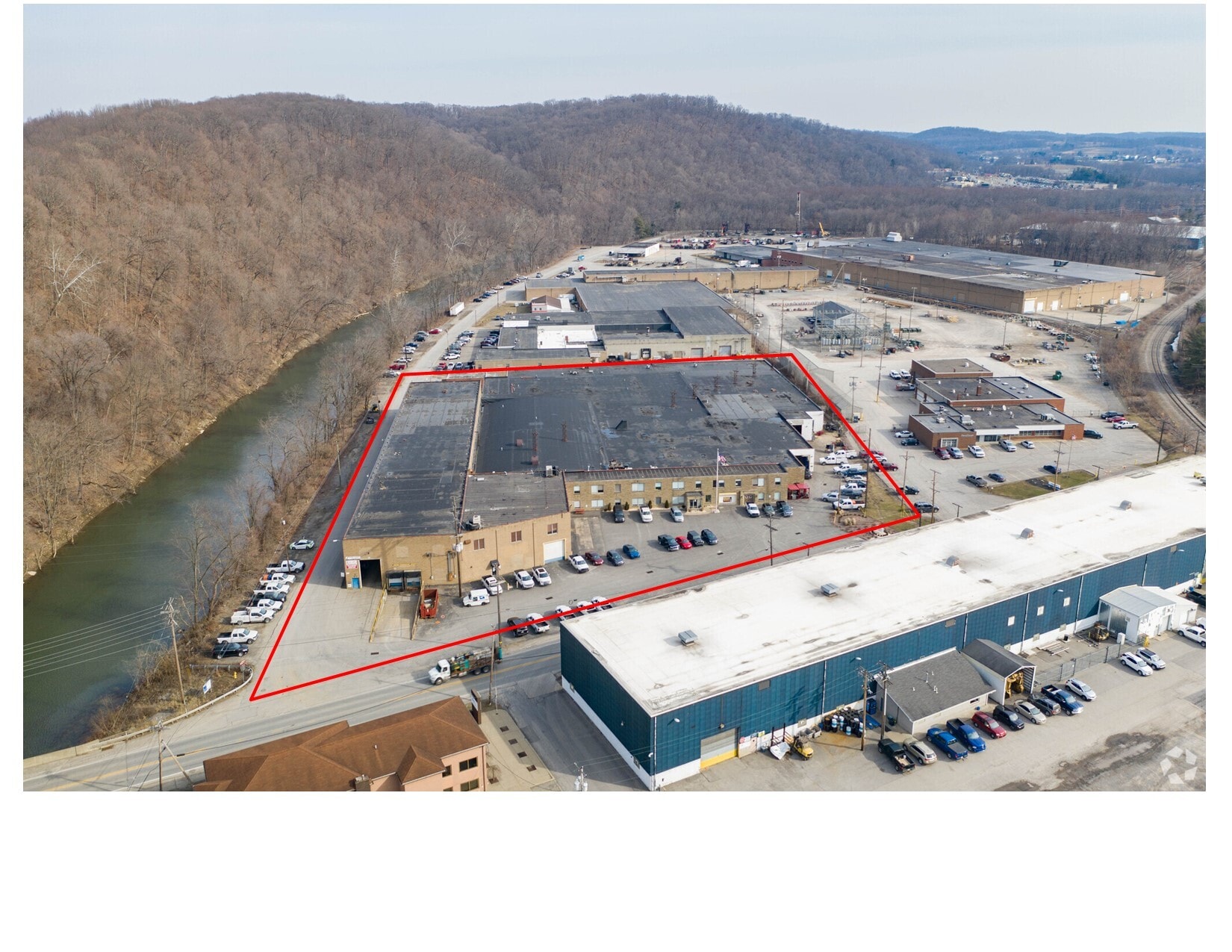 719 W New Castle St, Zelienople, PA for lease Building Photo- Image 1 of 5