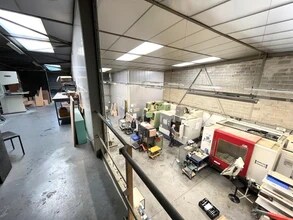 Rue Des Cayennes, Conflans-Sainte-Honorine for lease Interior Photo- Image 2 of 4