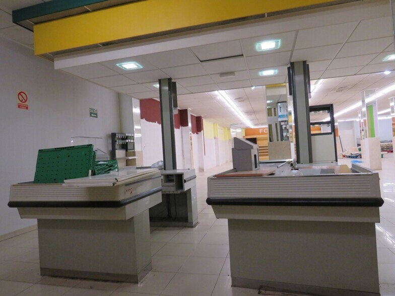 Retail in Bocairent for sale - Building Photo - Image 1 of 12